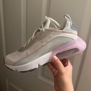 Nike Air Max 2090